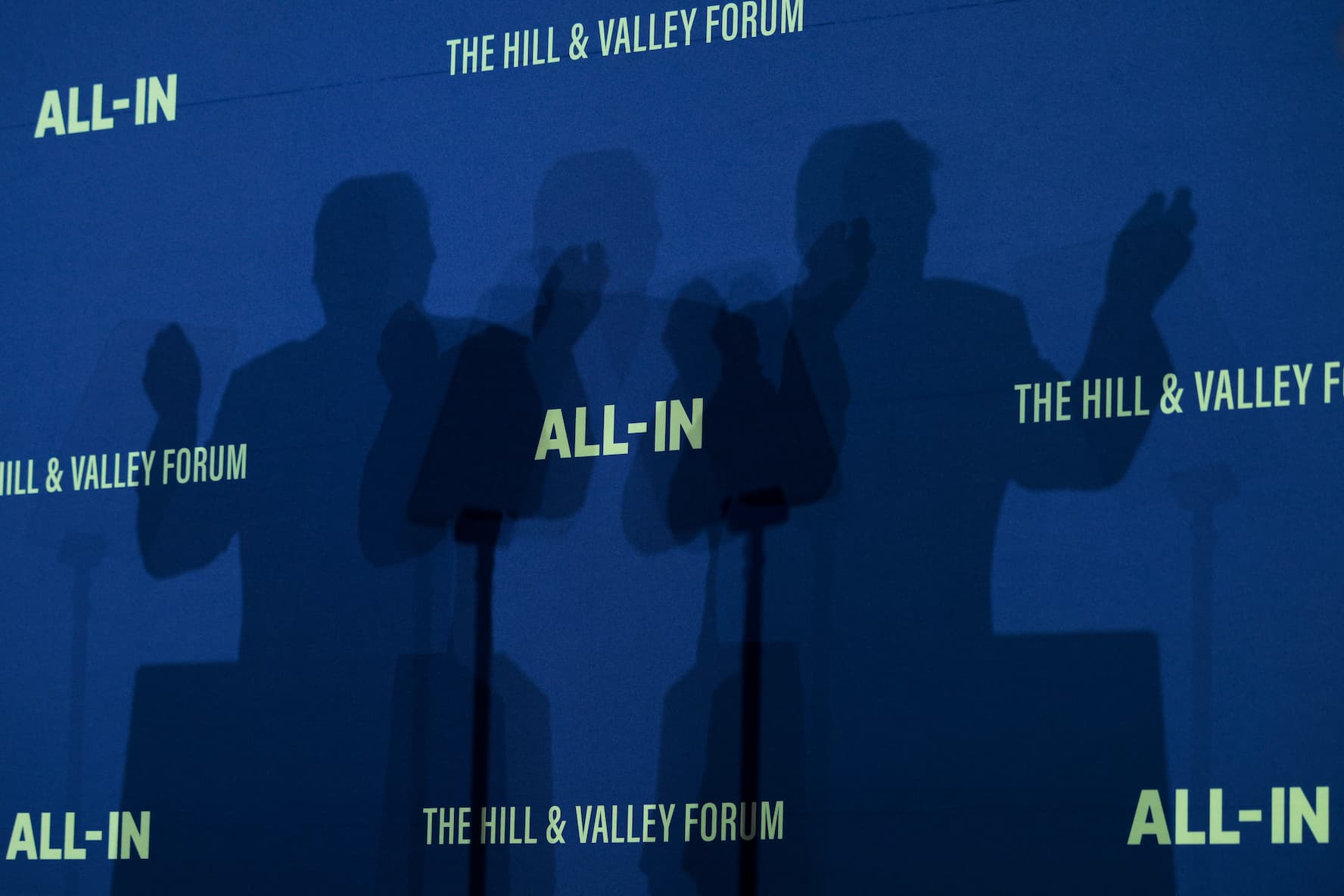 The empty national AI policy framework: Who is in charge of those in charge?:AI 治理讨论正在从原则表述转向制度装配